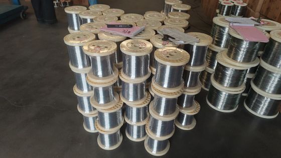 İyi fiyat ASTM B344 NiCr 80/20 Nichrome Direnci Tel 1200°C Maksimum Çalışma Sıcaklığı 1400°C Endüstriyel Isıtma Elementleri için Erime Noktası çevrimiçi